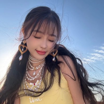 风吹云动星不动